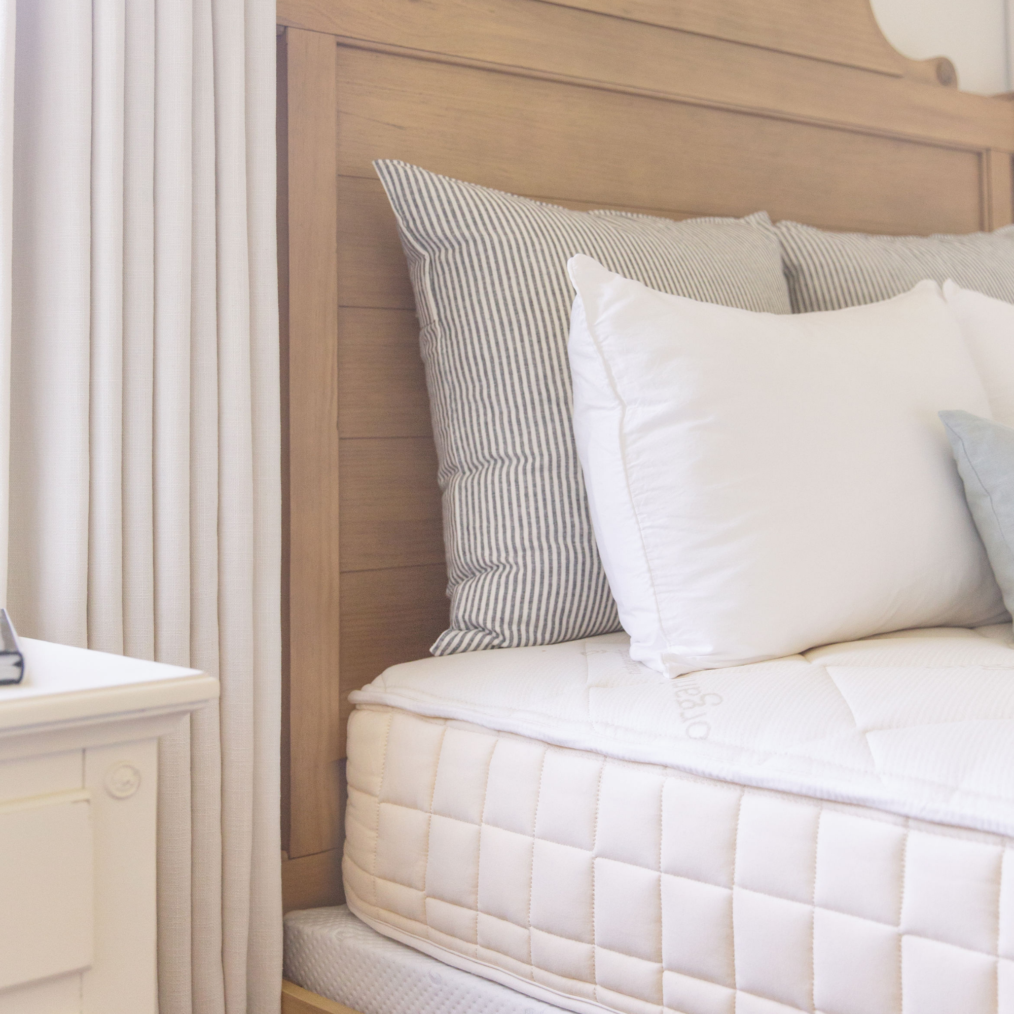 Serenade Organic Cotton and Wool Mattress (Latex-Free)