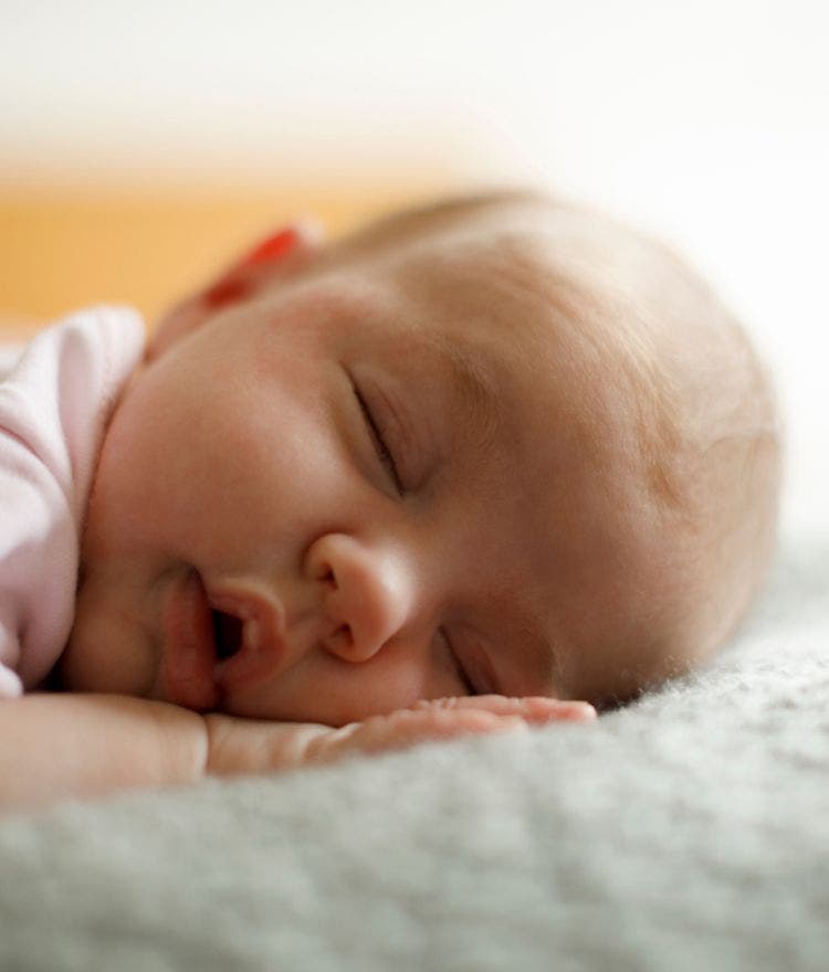 6 Common Baby Sleep Myths – Fact or Fiction?