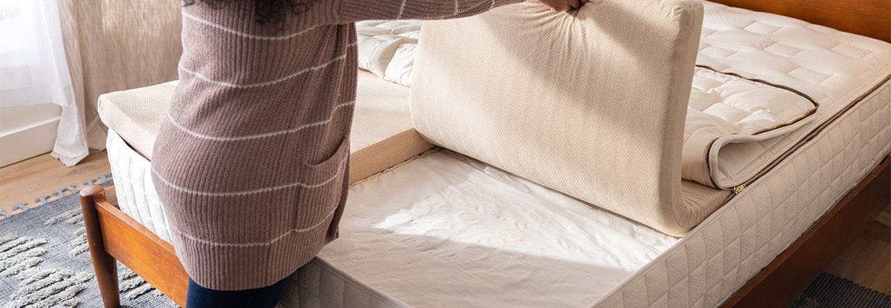 Laying down inner layers of EOS customizable organic mattress